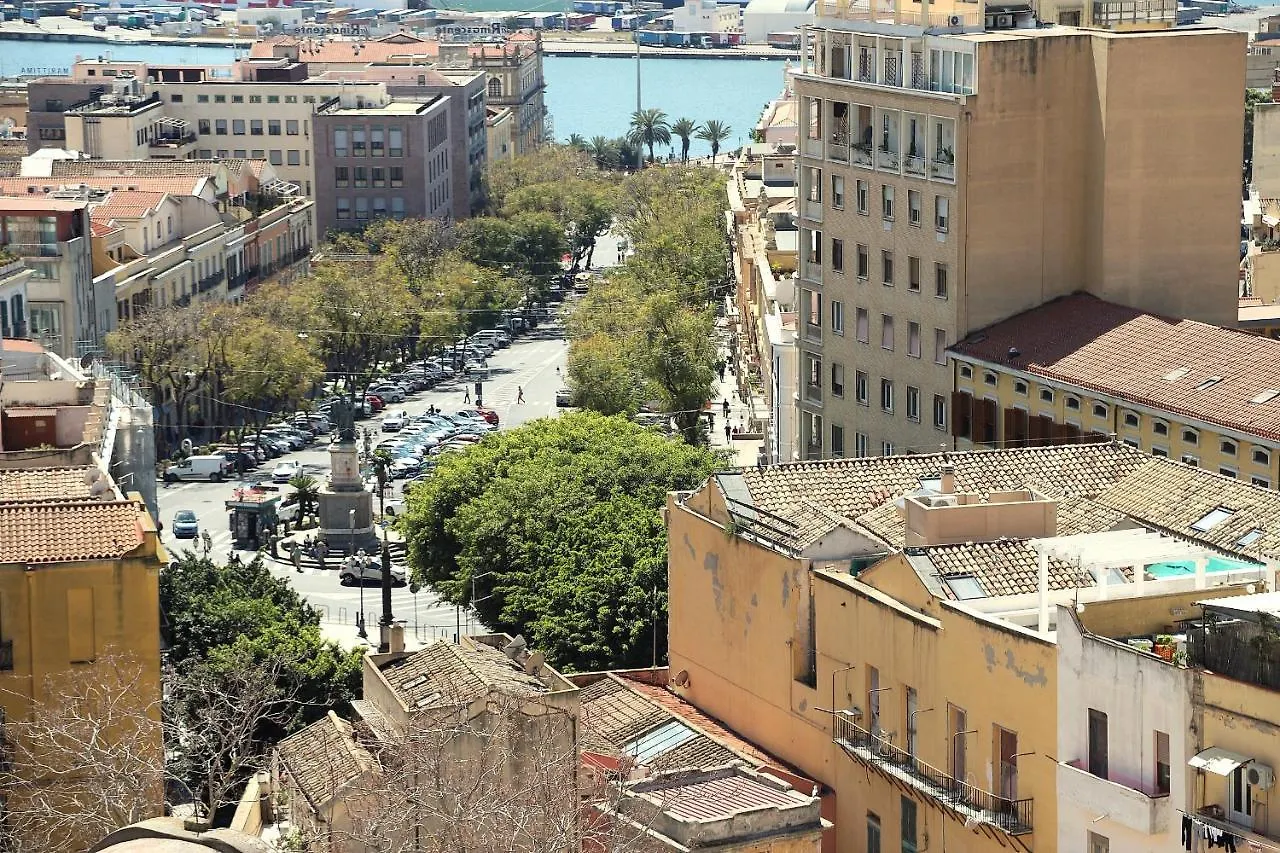 Open Suite Cobalto Cagliari 0*,  Italie