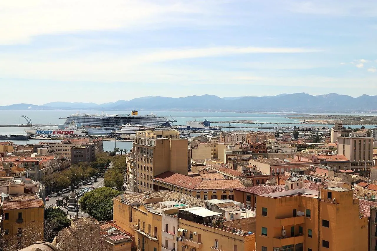Open Suite Cobalto Cagliari Appartement